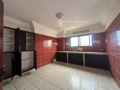 Appartement 4 pièces — Cocody Riviera 3 Sideci